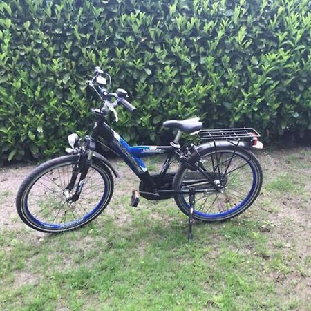 Charmante Woning Op Rustig Park Met Fietsen Epe Buitenkant foto