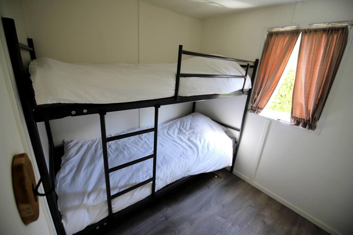 Charmante Woning Op Rustig Park Met Fietsen Epe Buitenkant foto